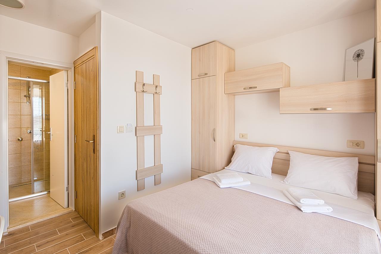 Apartments Djuro Rafailovic بودفا المظهر الخارجي الصورة