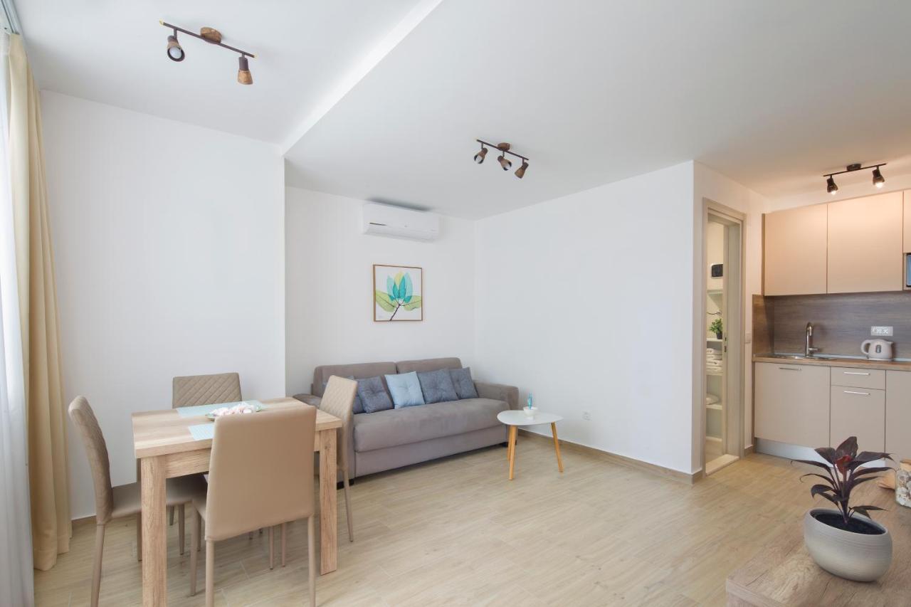 Apartments Djuro Rafailovic بودفا المظهر الخارجي الصورة